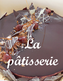 entremet trianon mousse chocolat noir biscuit amande croustillant praliné feuilletine